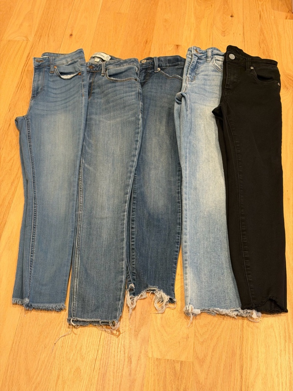 Women’s Slim/Stretch Jeans - Multiple Blue and Black Washes